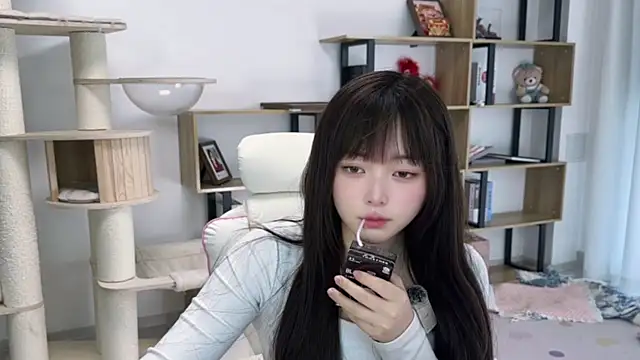 Snapshot of Chenjing0 chatting on May 4, 2026, 7:33 am Chenjing0 online show from May 4, 2026, 7:33 am