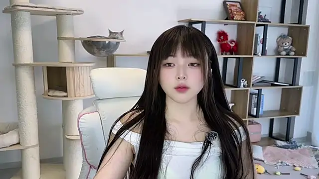 Snapshot of Chenjing0 chatting on May 5, 2026, 7:33 am Chenjing0 online show from May 5, 2026, 7:33 am