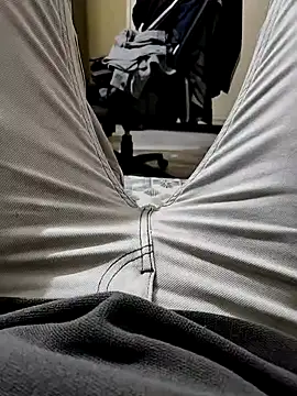 Snapshot of dreamers_dick chatting on January 1, 2025, 9:17 am dreamers dick online show from January 1, 2025, 9:17 am