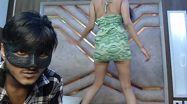 Snapshot of Shy_Alisha chatting on February 22, 2025, 10:07 am Shy Alisha online show from February 22, 2025, 10:07 am