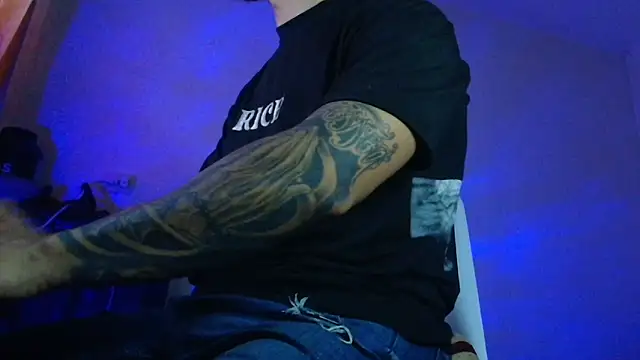 XanderCage99 online show from October 28, 2025, 8:46 am