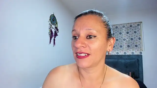 sofi saliva2511 online show from February 26, 2026, 12:54 am