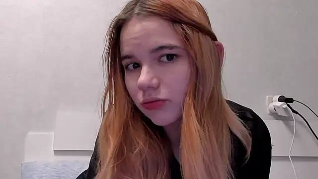 lia lovelly online show from February 14, 2025, 10:04 pm