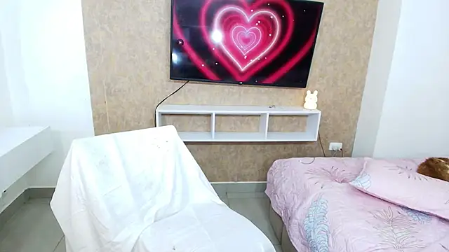 Snapshot of sexy_melany_xxx chatting on September 12, 2025, 5:18 am sexy melany xxx online show from September 12, 2025, 5:18 am