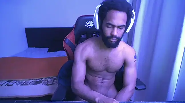 Snapshot of kevi_cocks chatting on February 15, 2025, 5:09 am kevi cocks online show from February 15, 2025, 5:09 am