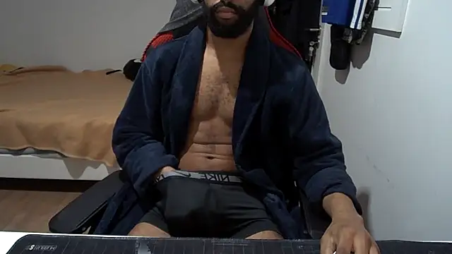 Snapshot of kevi_cocks chatting on January 26, 2025, 5:34 pm kevi cocks online show from January 26, 2025, 5:34 pm