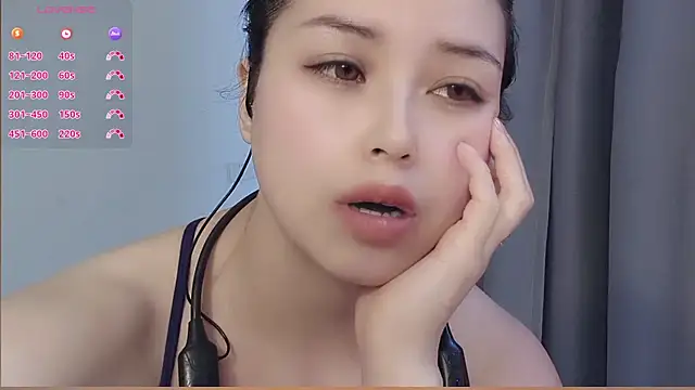 Snapshot of Lucky-xiuxiu chatting on February 11, 2026, 11:48 pm Lucky-xiuxiu online show from February 11, 2026, 11:48 pm