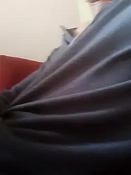 Snapshot of Abony_femboy chatting on November 4, 2025, 5:00 am Abony femboy online show from November 4, 2025, 5:00 am