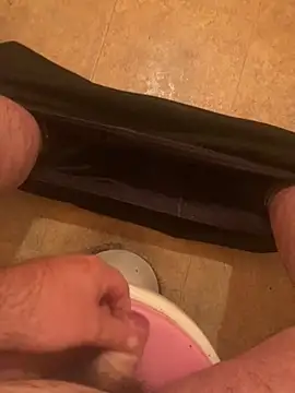 balint35 online show from October 8, 2025, 7:25 pm