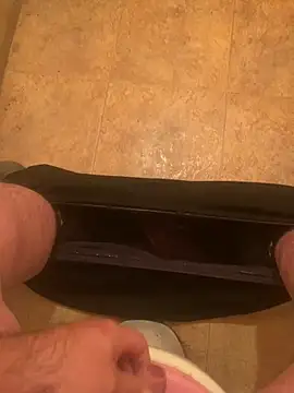 balint35 online show from October 21, 2025, 6:57 am