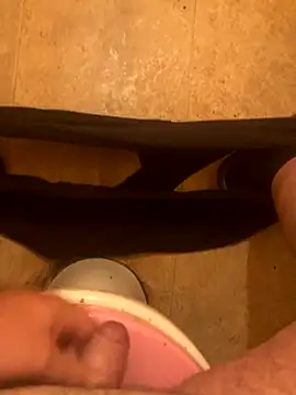 balint35 online show from September 21, 2025, 11:37 am