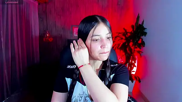 Snapshot of Brittany__18 chatting on January 9, 2025, 6:47 pm Brittany 18 online show from January 9, 2025, 6:47 pm