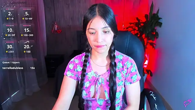 Snapshot of Brittany__18 chatting on January 5, 2025, 7:49 pm Brittany 18 online show from January 5, 2025, 7:49 pm