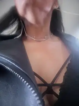 BELLA--26 online show from December 15, 2025, 2:23 pm