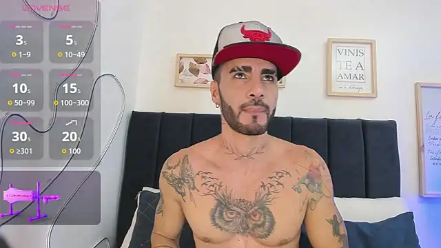 Snapshot of Lancelot_Benwick chatting on October 14, 2025, 8:53 pm Lancelot Benwick online show from October 14, 2025, 8:53 pm