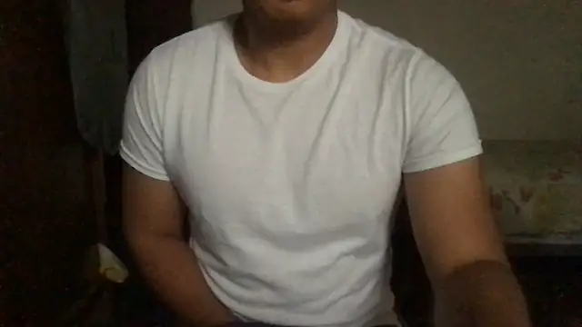 Snapshot of RODRI_POLLADURA chatting on October 9, 2025, 1:44 pm RODRI POLLADURA online show from October 9, 2025, 1:44 pm