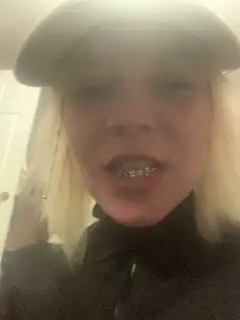 XxxDRAMAxxX online show from March 10, 2025, 11:34 am