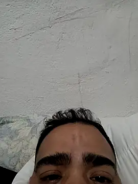 manterei2 online show from October 12, 2025, 8:26 am