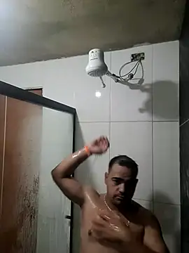 manterei2 online show from October 15, 2025, 10:29 pm