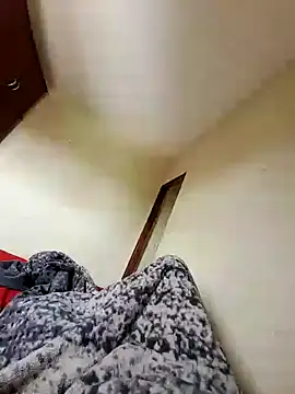 manterei2 online show from January 3, 2025, 3:01 pm