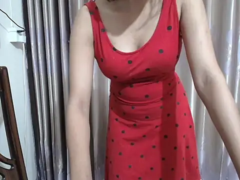 Snapshot of Elena-Cruz chatting on February 18, 2025, 6:58 pm Elena-Cruz online show from February 18, 2025, 6:58 pm