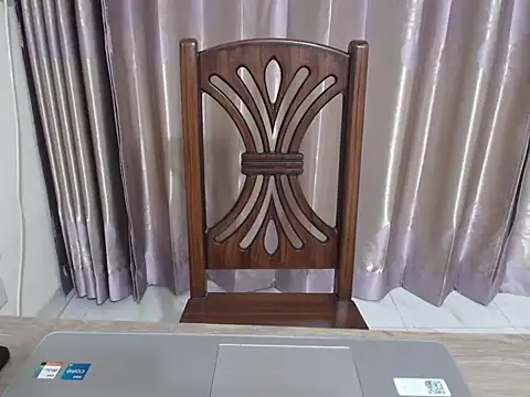 Snapshot of Elena-Cruz chatting on January 31, 2025, 3:33 pm Elena-Cruz online show from January 31, 2025, 3:33 pm