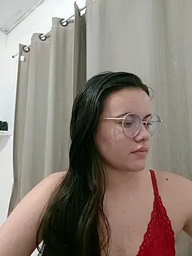 Snapshot of camillebr chatting on September 24, 2025, 11:32 pm camillebr online show from September 24, 2025, 11:32 pm