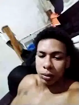 Snapshot of whoislone chatting on January 7, 2025, 11:24 pm whoislone online show from January 7, 2025, 11:24 pm