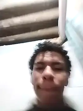 Snapshot of whoislone chatting on February 7, 2025, 11:13 pm whoislone online show from February 7, 2025, 11:13 pm