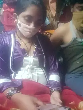 Snapshot of YourHotRandi chatting on January 8, 2026, 5:41 pm YourHotRandi online show from January 8, 2026, 5:41 pm