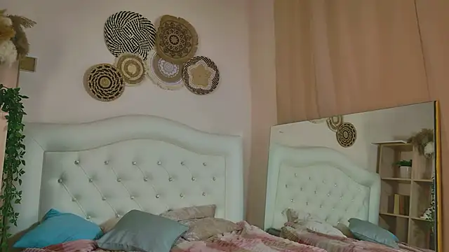 Snapshot of Mikka_Blush chatting on March 2, 2026, 10:38 pm Mikka Blush online show from March 2, 2026, 10:38 pm