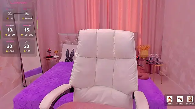 Snapshot of MalibuMiley chatting on April 5, 2026, 1:45 am MalibuMiley online show from April 5, 2026, 1:45 am