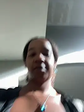 Snapshot of lunalustycumslut chatting on September 14, 2025, 1:33 pm lunalustycumslut online show from September 14, 2025, 1:33 pm