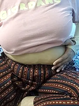 mallupriyapriya online show from April 21, 2026, 6:20 am