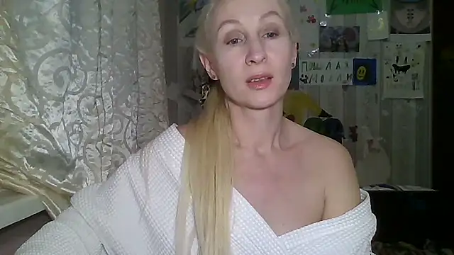 Snapshot of Mariana_har777 chatting on March 1, 2025, 3:27 pm Mariana har777 online show from March 1, 2025, 3:27 pm