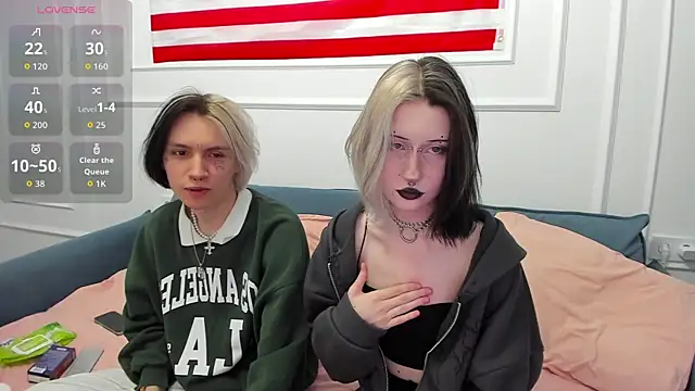 VeryRare TwinS online show from April 24, 2026, 10:01 pm