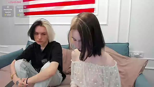 Snapshot of VeryRare_TwinS chatting on July 18, 2026, 11:41 am VeryRare TwinS online show from July 18, 2026, 11:41 am