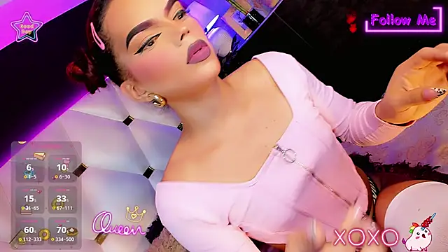 Snapshot of Diva_Smith02 chatting on May 17, 2026, 11:21 am Diva Smith02 online show from May 17, 2026, 11:21 am