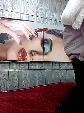 Snapshot of Anniee_x chatting on March 5, 2026, 12:24 pm Anniee x online show from March 5, 2026, 12:24 pm