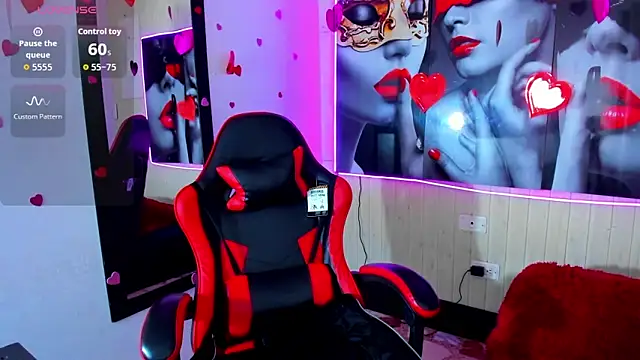 Snapshot of Anniee_x chatting on March 3, 2026, 12:45 pm Anniee x online show from March 3, 2026, 12:45 pm