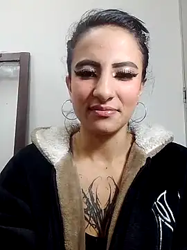 Anniee x online show from October 7, 2025, 1:12 pm