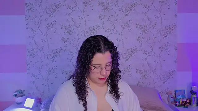 Charlotte  Miller online show from April 1, 2026, 11:22 am