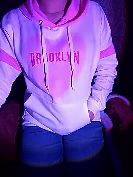 Snapshot of Angelnirvanaa chatting on January 13, 2026, 5:06 pm Angelnirvanaa online show from January 13, 2026, 5:06 pm