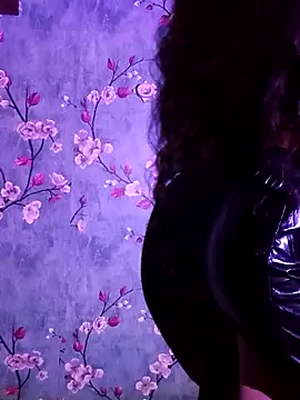 Angelnirvanaa online show from October 18, 2025, 3:03 pm