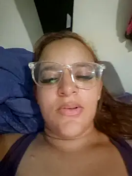 Snapshot of AliceRuivinha2 chatting on October 15, 2025, 8:50 pm AliceRuivinha2 online show from October 15, 2025, 8:50 pm