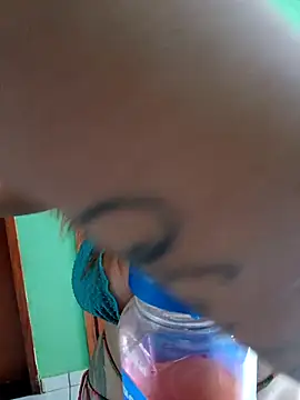 AliceRuivinha2 online show from February 22, 2026, 11:23 am