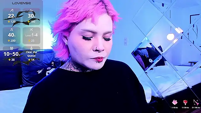 Snapshot of jinxv_nuss chatting on April 7, 2026, 1:29 am jinxv nuss online show from April 7, 2026, 1:29 am