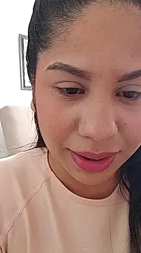 downsonMia online show from March 1, 2026, 12:05 pm