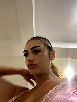 Samantha bigboobs online show from November 2, 2025, 9:25 am