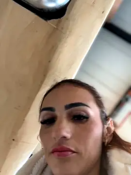 Samantha bigboobs online show from October 29, 2025, 9:58 pm